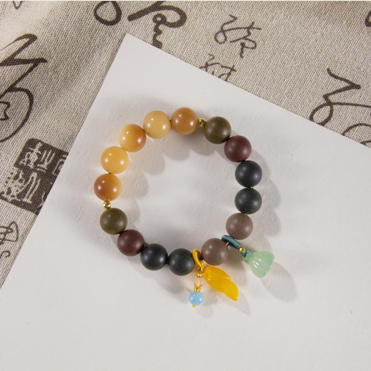 初阳昕 Finished Bracelet / 初阳昕