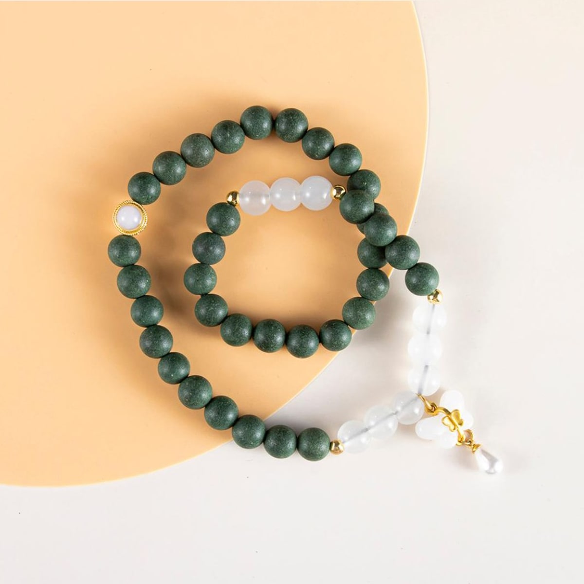 青玉案 Finished Bracelet / 青玉案