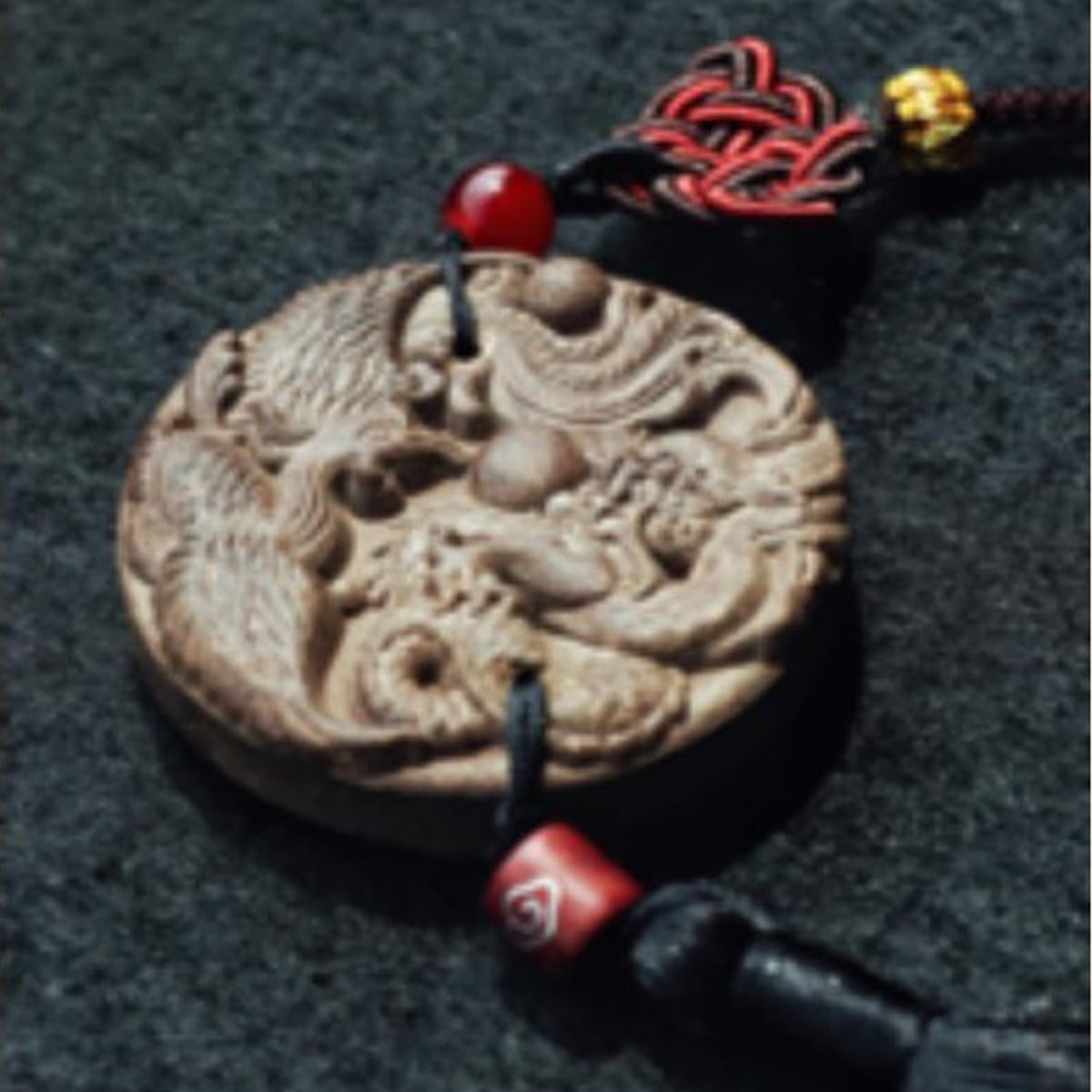 鱼化龙牌-中间无孔 Bare Pendant / 鱼化龙牌-中间无孔